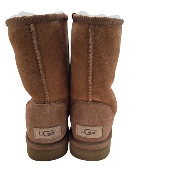 UGG Classic Short boots black women's bootie US 6 - Picture 2 of 6